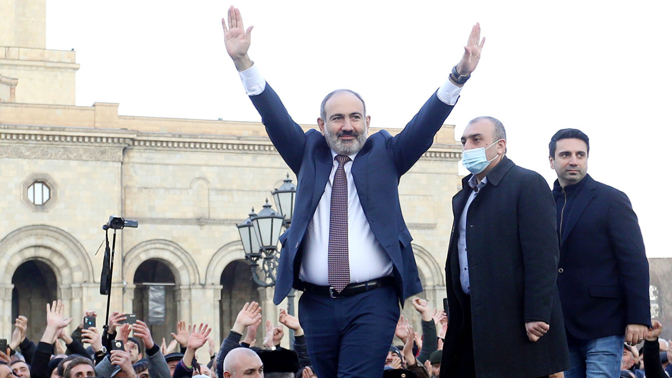 Бывший премьер министр армении. Премьер министр Армении 2021. Пашинян выборы 2021.